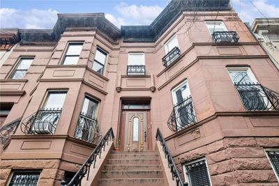 91 Chauncey Street, Home with 5 bedrooms, 4 bathrooms and null parking in Stuyvesant Heights NY | Image 3