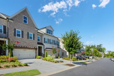 11 Ganel Lane, Townhouse with 3 bedrooms, 3 bathrooms and null parking in Alpharetta GA | Image 2