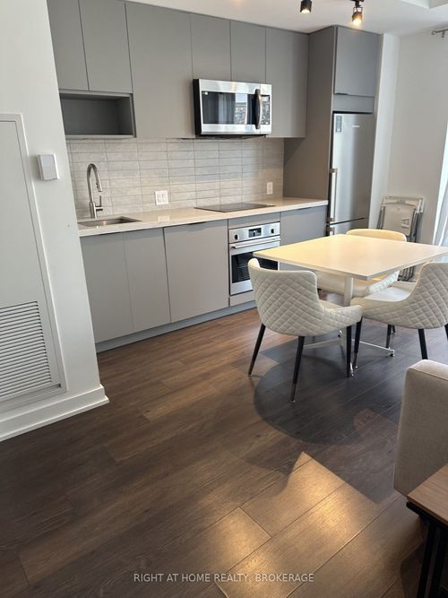 519-5 Defries St, Toronto, ON, M5A0W7 | Card Image