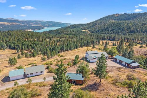 26 Stray Dog Canyon Rd, Inchelium, WA, 99138-9532 | Card Image