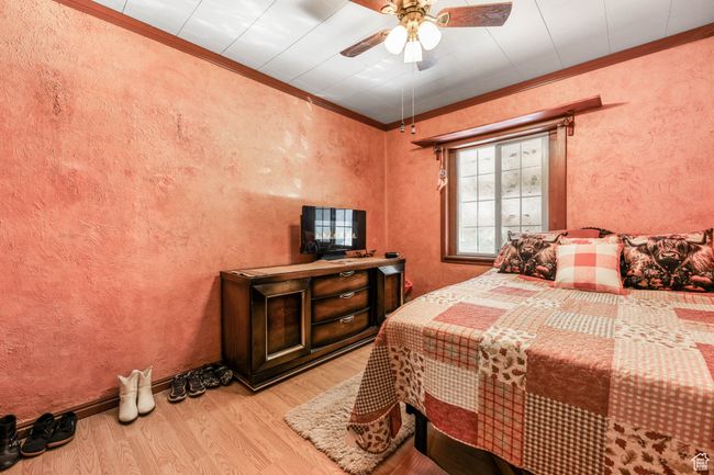 Main Floor Bedroom | Image 10
