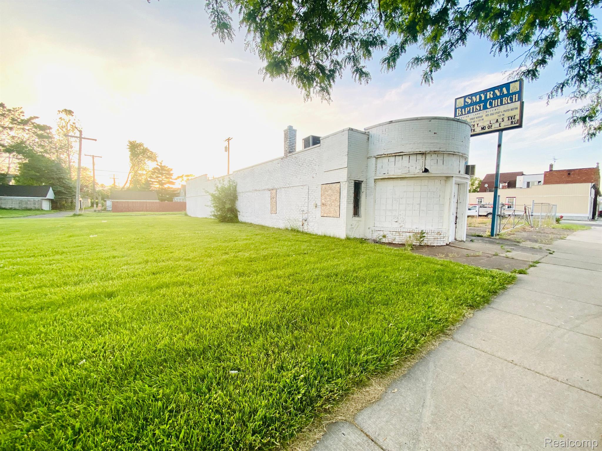 Commercial Sale in Ecorse 3