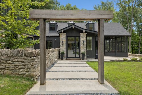 5222 Still House Hollow Rd, Franklin, TN, 37064-9480 | Card Image