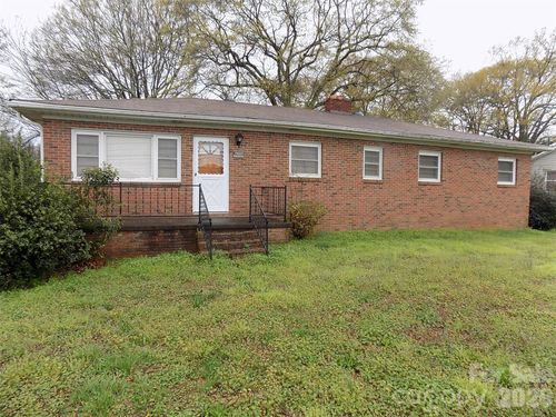 2605 Lowell Rd, Gastonia, NC, 28054-1429 | Card Image