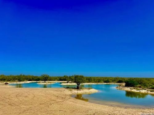 IH I-35 S, Pearsall, TX, 78061 | Card Image