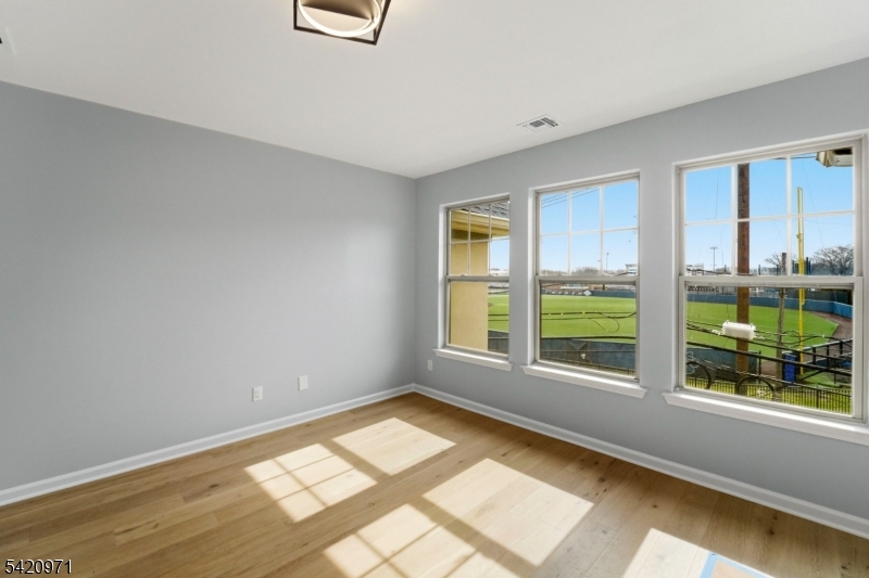 Residential Lease in Union Twp. 4