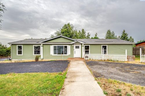 730 W Church St, Palouse, WA, 99161-8760 | Card Image