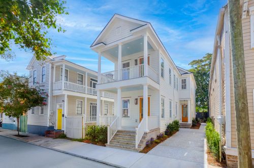 15 Hampden Ct, Charleston, SC, 29403-5603 | Card Image