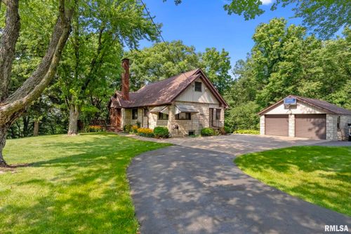 5 Timber Ridge Drive, Coal Valley, IL, 61240 | Card Image