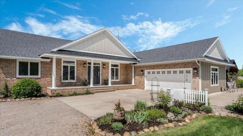 3793 25th St Ne, Sauk Rapids, MN, 56379-9703 | Card Image