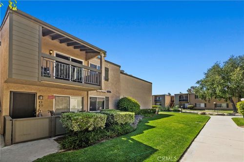 unit-o20-24518 Nicklaus Dr, Valencia, CA, 91355-2357 | Card Image