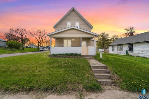 1303 N Main Ave Avenue, Sioux Falls, SD, 57104 | Card Image