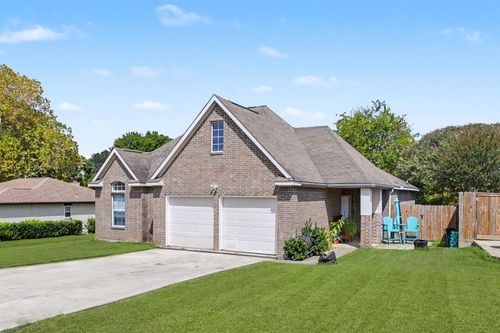 13262 Lake Breeze Ln, Willis, TX, 77318-5323 | Card Image