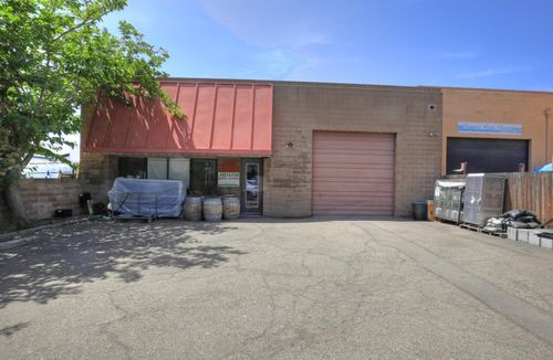 721 E Gutierrez St, Santa Barbara, CA, 93103-3210 | Card Image