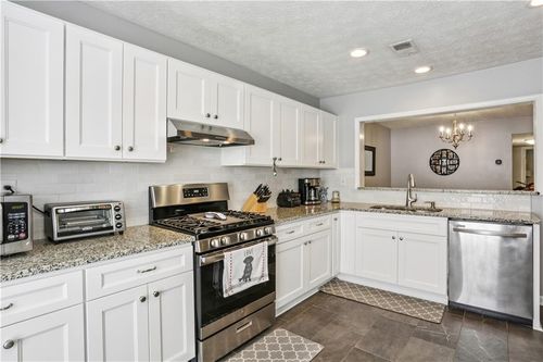 502-2901 Lenox Rd Ne, Atlanta, GA, 30324-2813 | Card Image