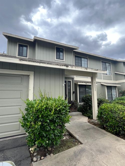 122-4727 E Alamos Ave, Fresno, CA, 93726-1461 | Card Image