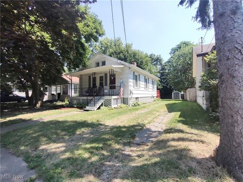 717 Virginia Ave, Akron, OH, 44306-2034 | Card Image