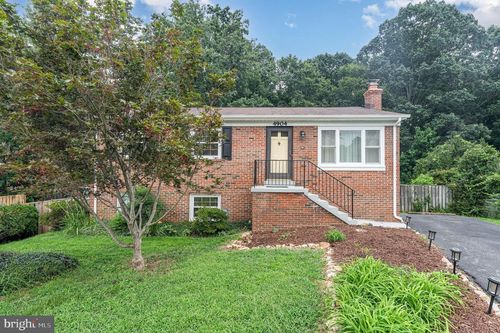 4904 Lombard Ln, WOODBRIDGE, VA, 22193-4316 | Card Image