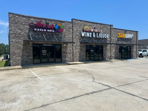 12258 Shriners Blvd, Biloxi, MS, 39532-8557 | Card Image