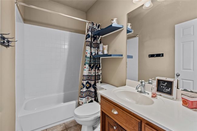 Full Bath | Image 27