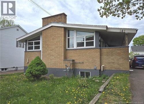 143 West Lane, Moncton, NB, E1C6V1 | Card Image