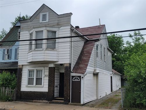 3633 E 78th St, Cleveland, OH, 44105-1519 | Card Image