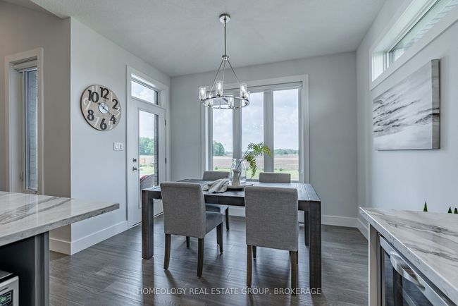 6572 Calvert Dr, House other with 5 bedrooms, 3 bathrooms and 4 parking in Strathroy ON | Image 12