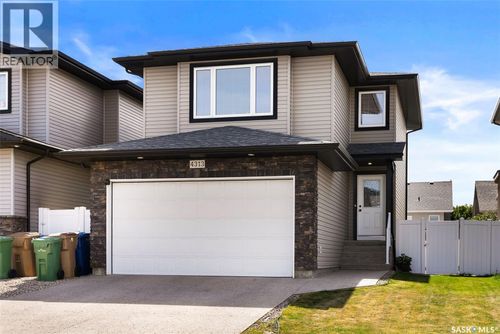 4313 Mcmillan Dr, Regina, SK, S4X0C6 | Card Image
