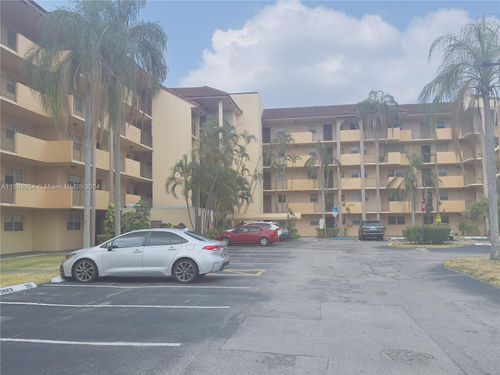 apt-408-3955 N Nob Hill Rd, Sunrise, FL, 33351-5891 | Card Image