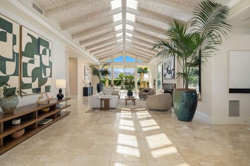 74 Mayfair Dr, Rancho Mirage, CA, 92270-2562 | Card Image