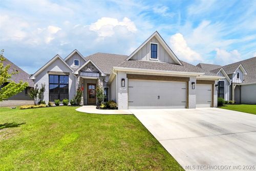 11209 S Redbud St, Jenks, OK, 74037-4365 | Card Image