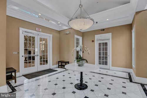 unit-104n-910 Powhatan St, ALEXANDRIA, VA, 22314-1873 | Card Image