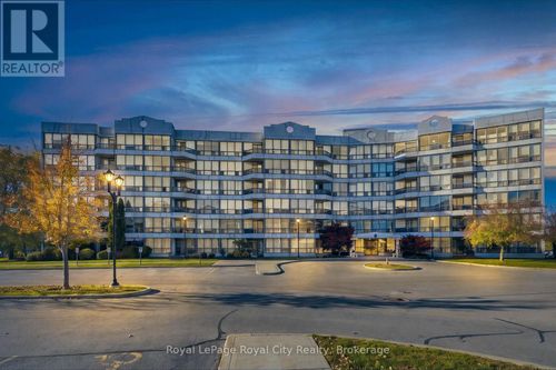 102-107 Bagot St, Guelph, ON, N1H8H5 | Card Image