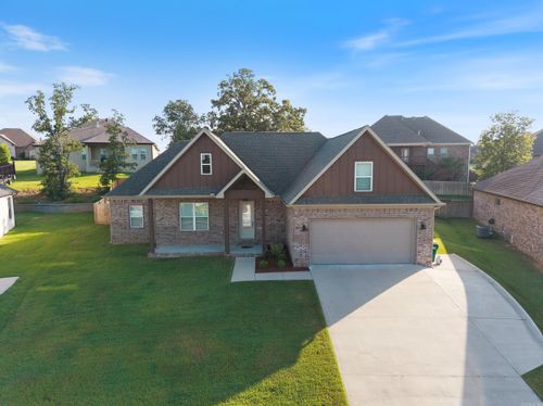 8708 Trail Creek Dr, Sherwood, AR, 72120-8083 | Card Image