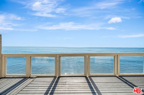 west-25330 Malibu Rd, MALIBU, CA, 90265-8618 | Card Image