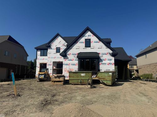 54679 White Pine Ln, Shelby Township, MI, 48315-6919 | Card Image