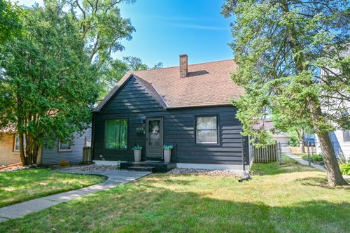 8113 W Townsend St, Milwaukee, WI, 53222-3834 | Card Image