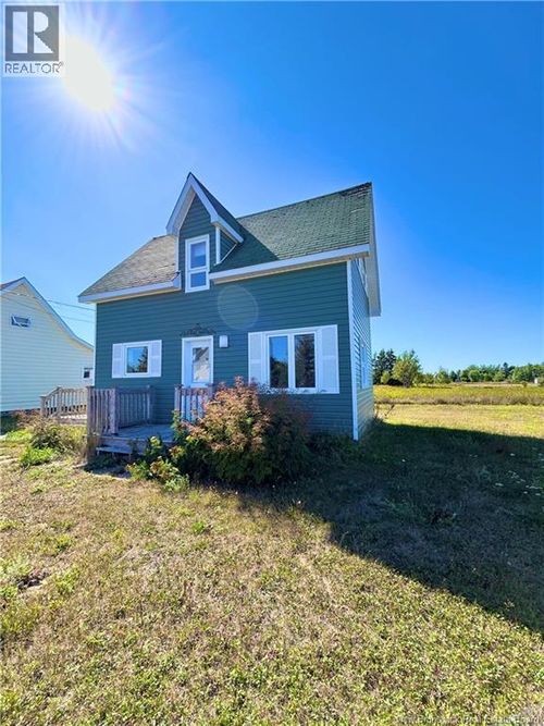2910 Rue Morais, Bas Caraquet, NB, E1W6A8 | Card Image