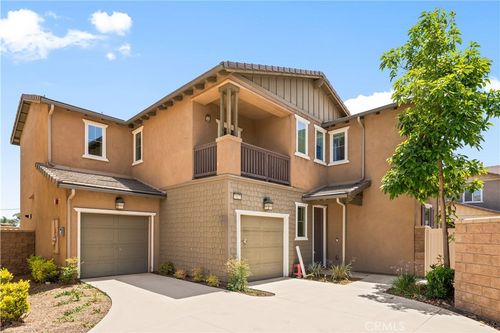 7027 Avignon Dr, Chino, CA, 91710 | Card Image