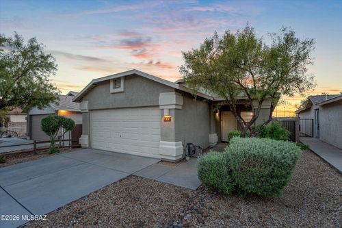 5337 N Crowley Ln, Tucson, AZ, 85705-4943 | Card Image