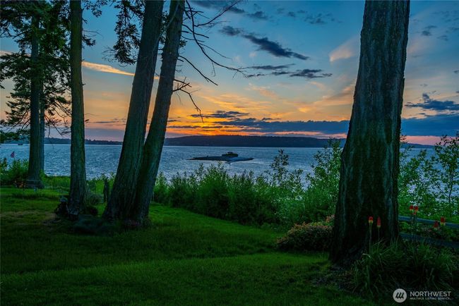 Sunset looking towards Baby Island | Image 37