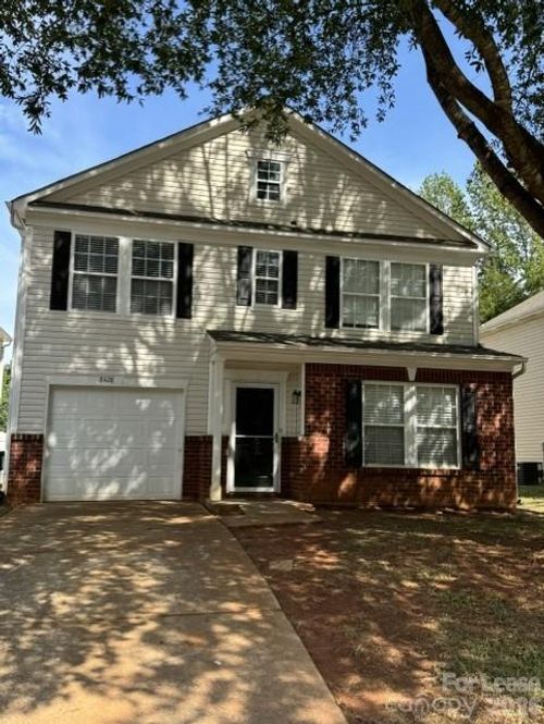 8428 Panglemont Dr, Charlotte, NC, 28269-2301 | Card Image