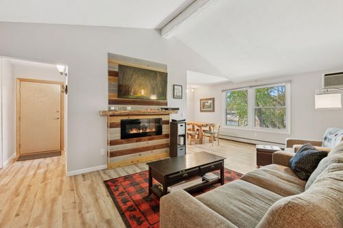 apt-6-4430 Cedar Lake Rd S, Saint Louis Park, MN, 55416-3744 | Card Image