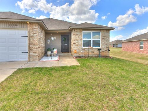 11036 Nw 94th St, Yukon, OK, 73099-8802 | Card Image