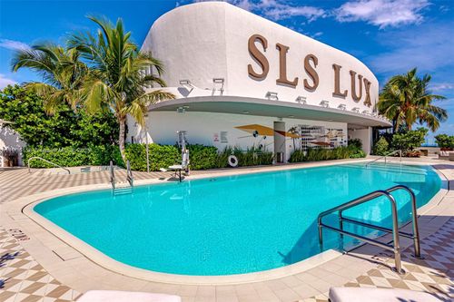 unit-5508-801 S Miami Ave, Miami, FL, 33130-4547 | Card Image