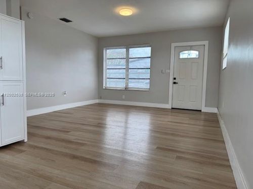 1601 N 68th Ter, Hollywood, FL, 33024-5609 | Card Image