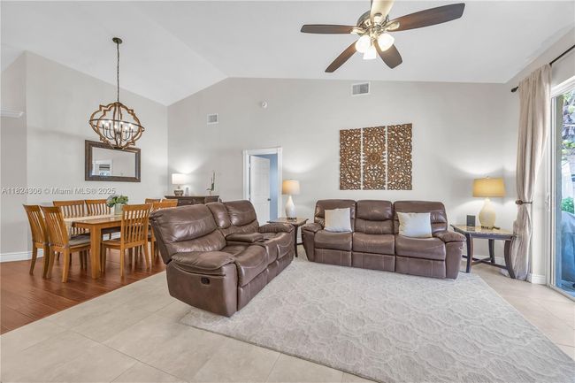 10186 Balsa Way, House other with 3 bedrooms, 2 bathrooms and null parking in Palm Beach Gardens FL | Image 16