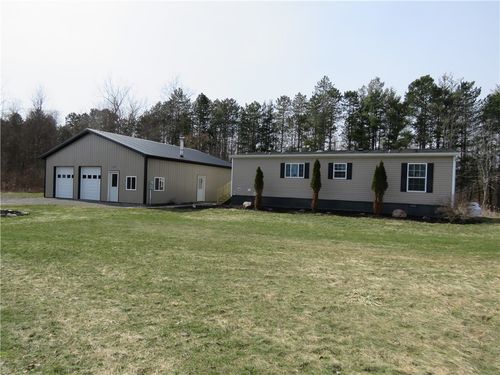 1744 E Kent Rd, Kent, NY, 14477-9724 | Card Image