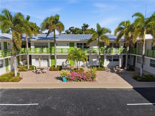 apt-11-975 9th Ave S, NAPLES, FL, 34102-8230 | Card Image