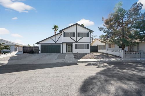 809 Peacock Ct, Las Vegas, NV, 89145-5924 | Card Image